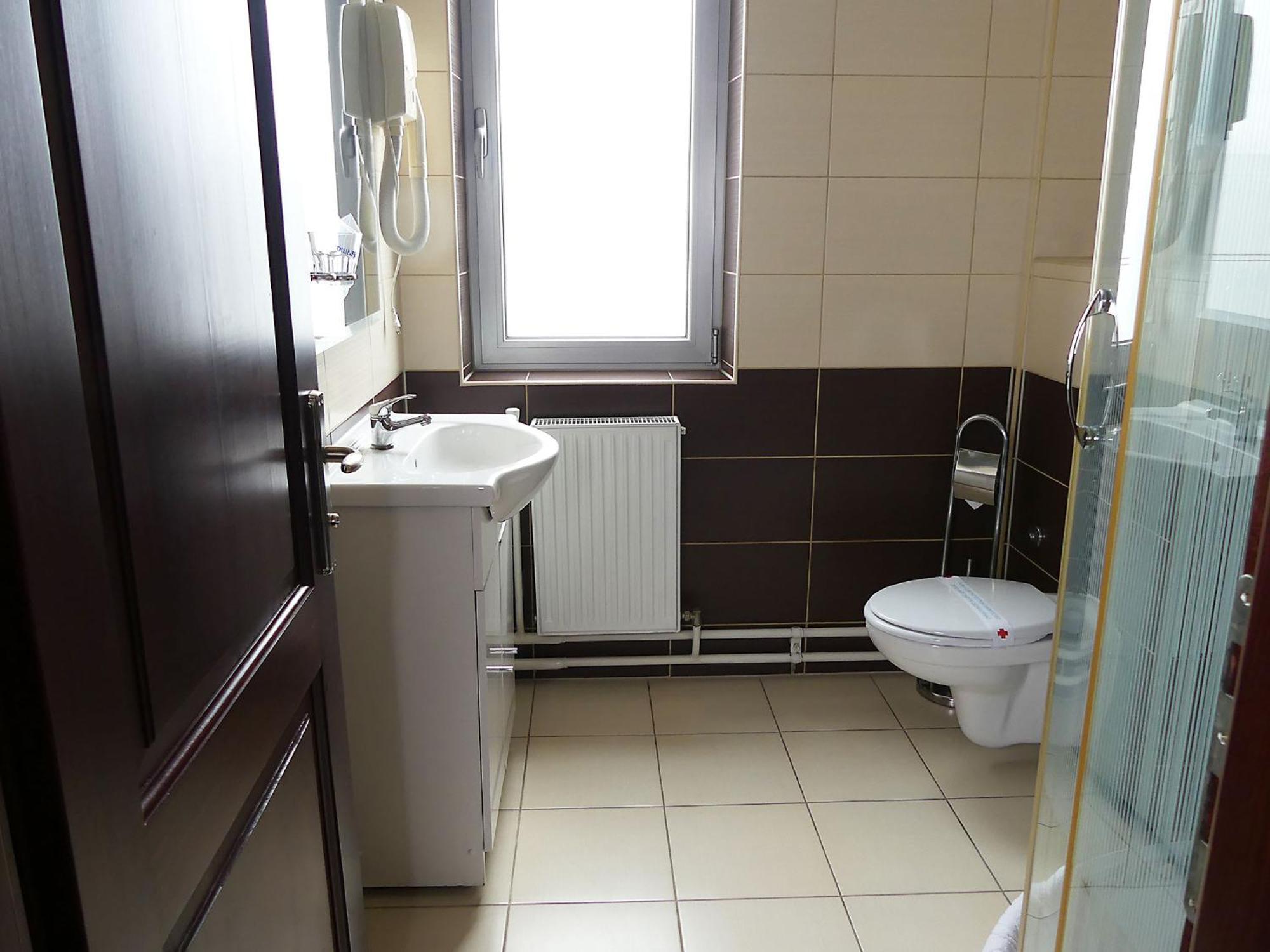 Motel Atlantis Prijedor Exteriör bild
