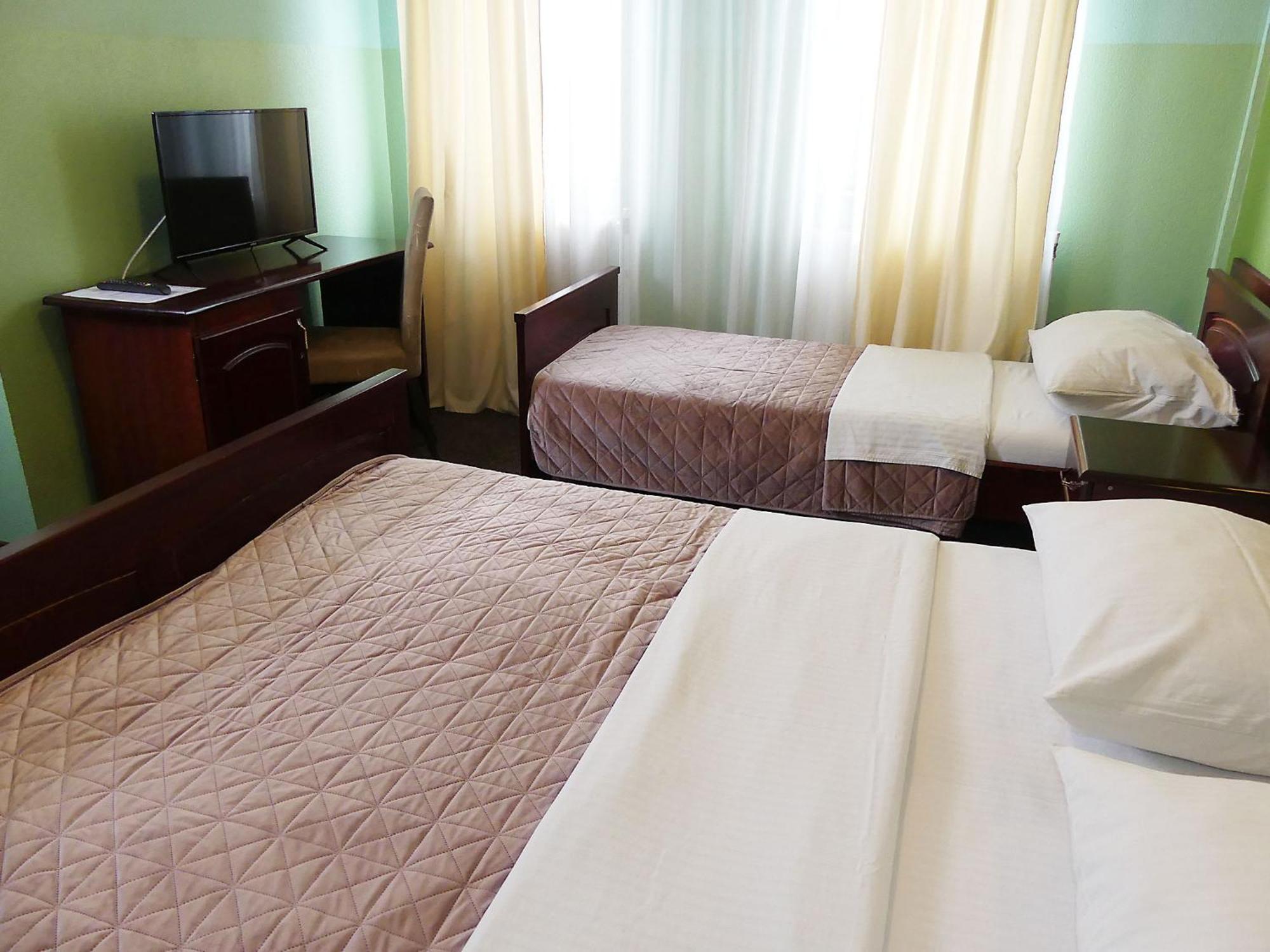Motel Atlantis Prijedor Exteriör bild