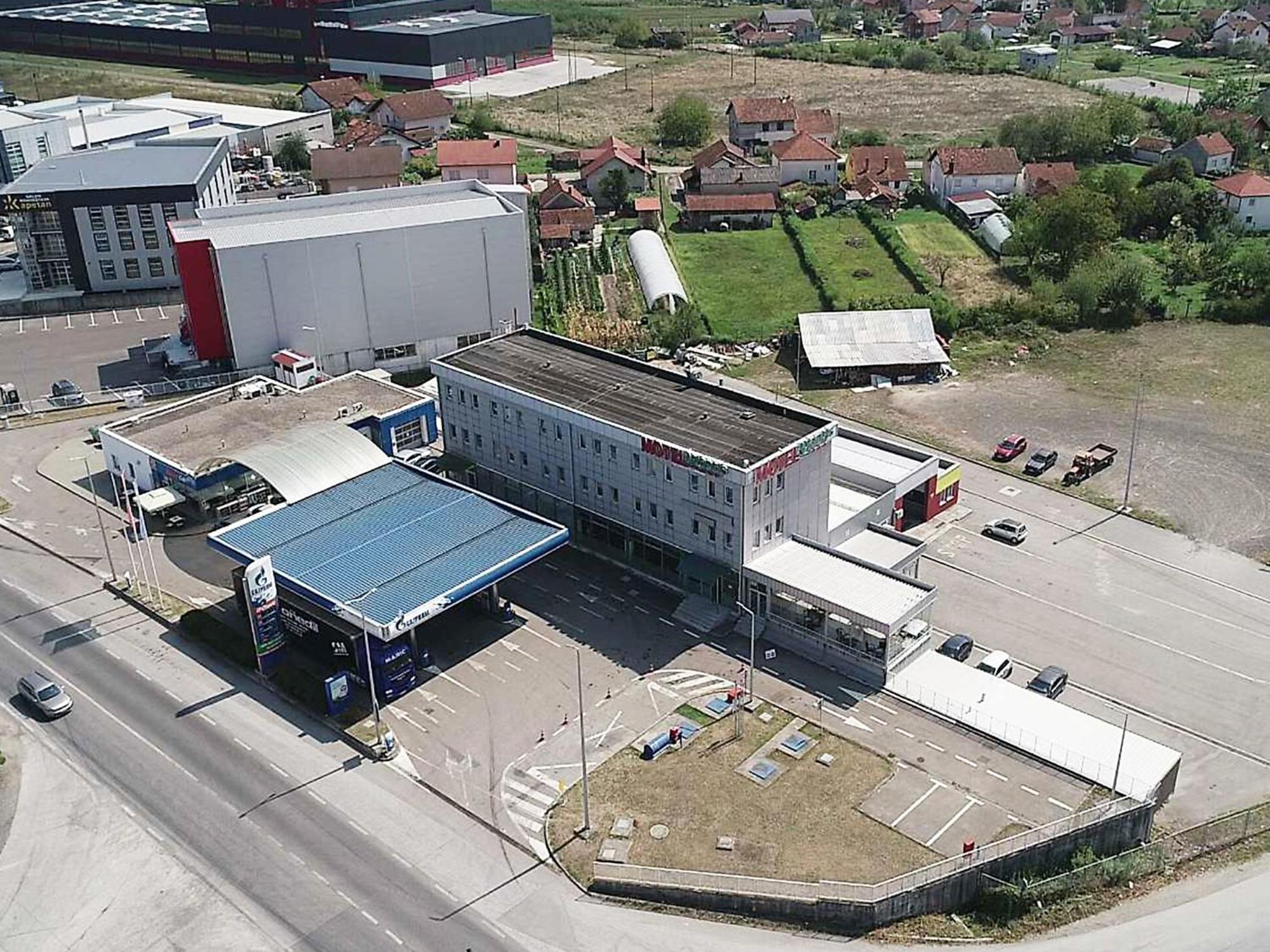 Motel Atlantis Prijedor Exteriör bild